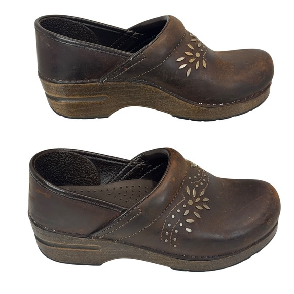 Dansko Patricia Leather Clog Sz 38 Womens Brown Floral Studded Comfort Work Shoe - Picture 8 of 9
